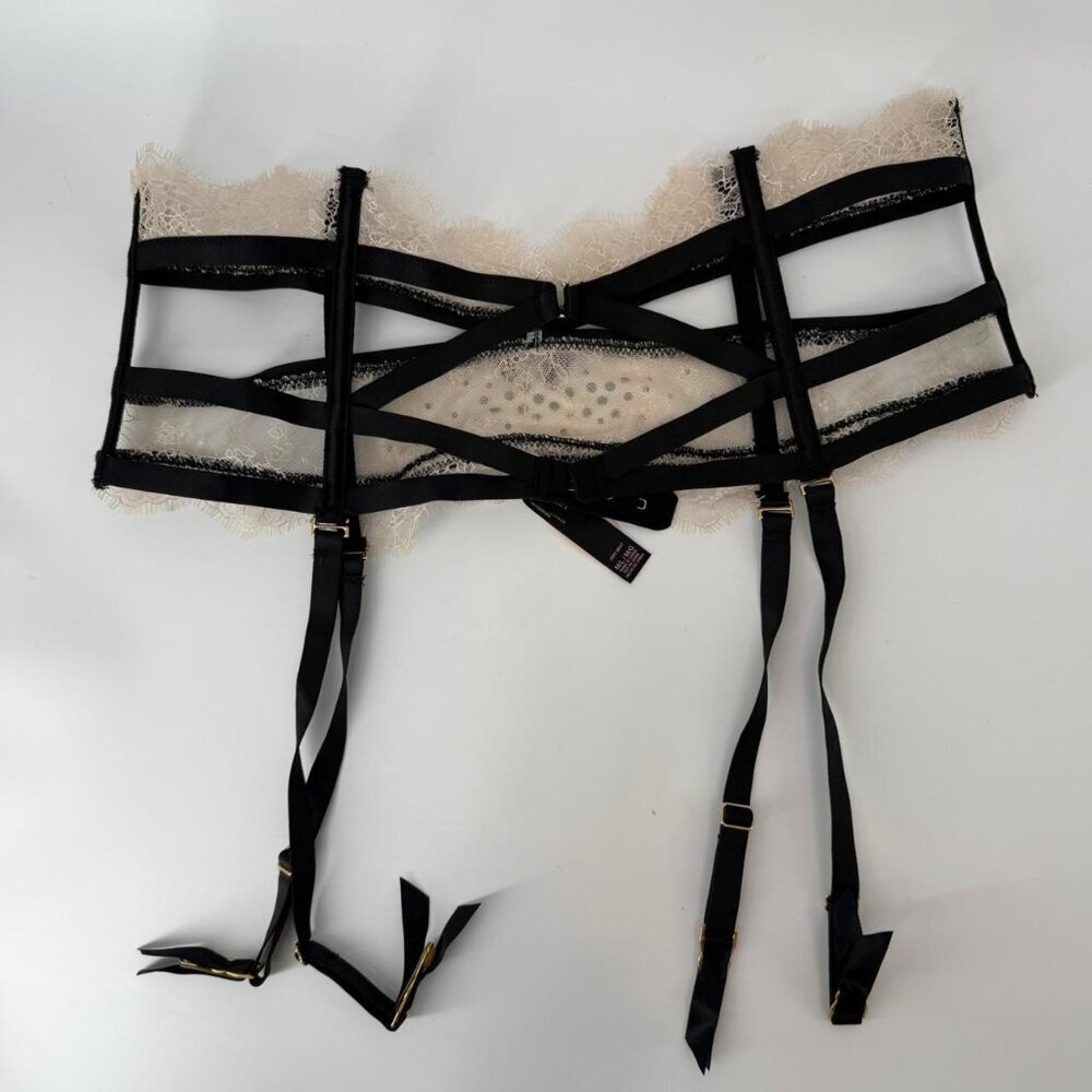 Victoria's Secret Very Sexy Garter Belt Black and Cream with Rhinestones M/L NWT - Picture 2 of 4